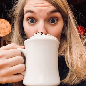 Meet your Posher, Abby